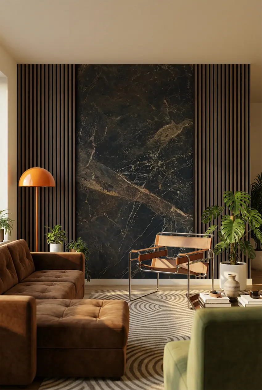 Akustiktillægsstykke i sort marmorlook, 121x244 cm, monteret i et soveværelse